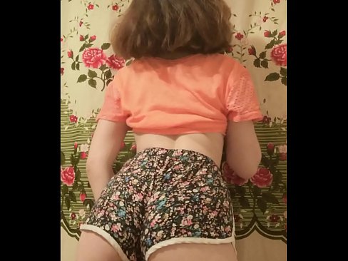 ❤️ Leanabh òg sexy a ’toirt dheth na shorts aice air a’ chamara ️  Pornografach  aig gd.bestsexporno.ru ﹏